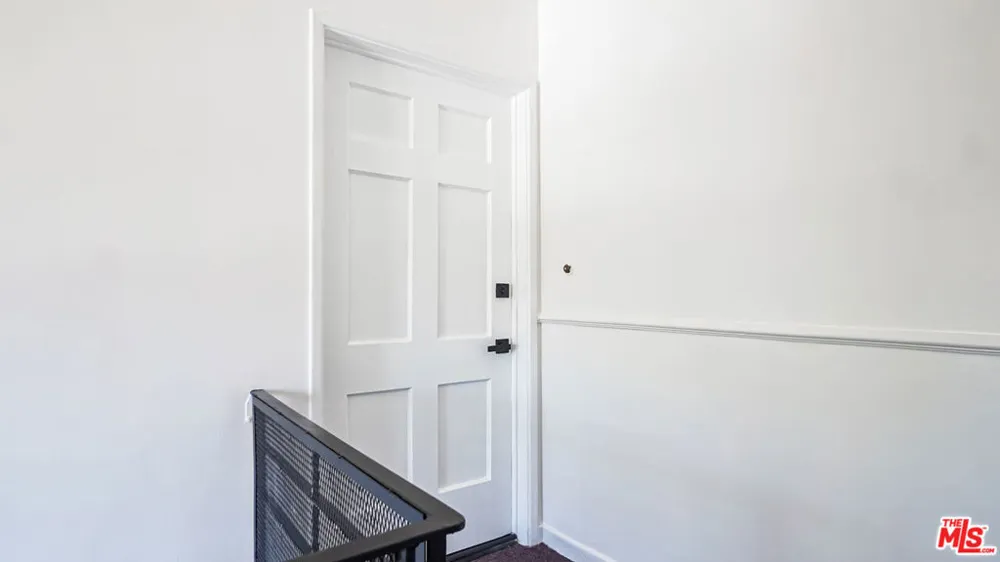 4030 Abourne Road #C Los Angeles, CA 90008