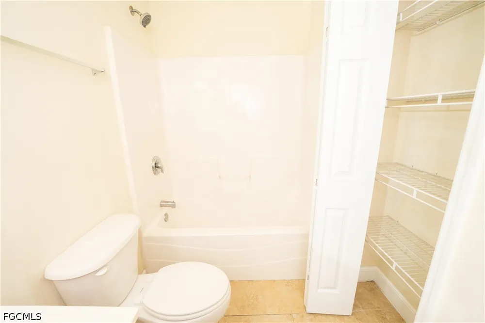 SE 23rd Avenue Cape Coral, FL 33990