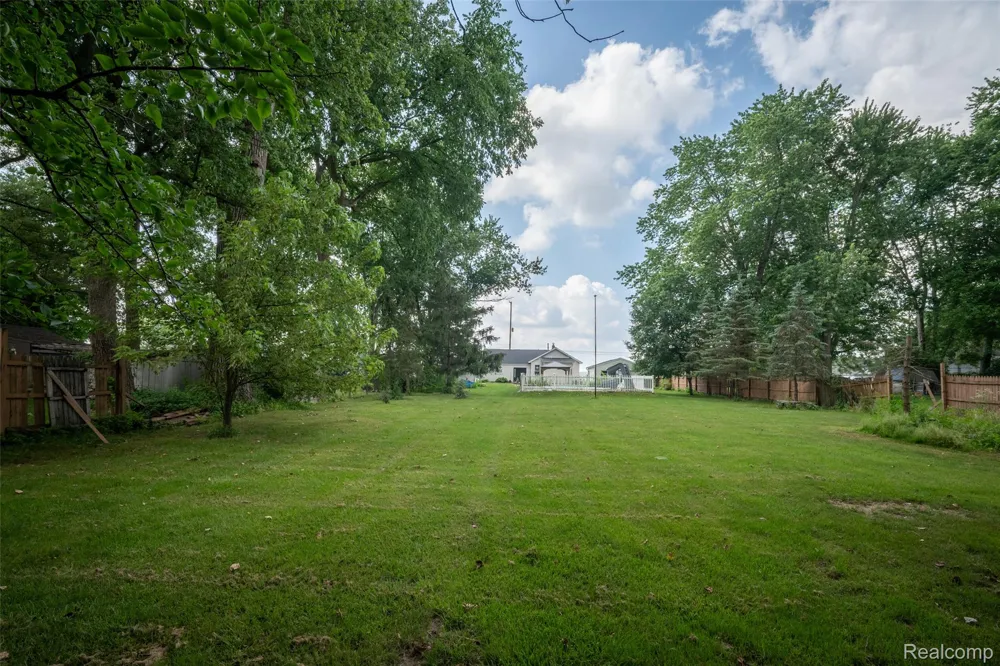 354 W Erie Road Bedford Township, MI 48182