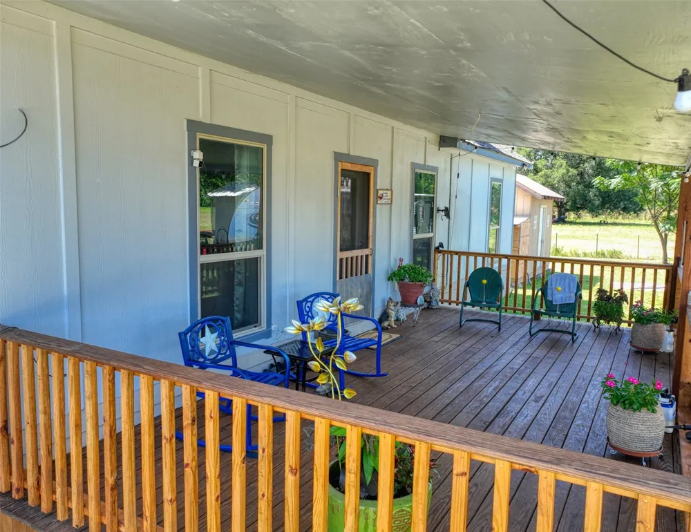 7196 Fm 1129 Chatfield, TX 75105