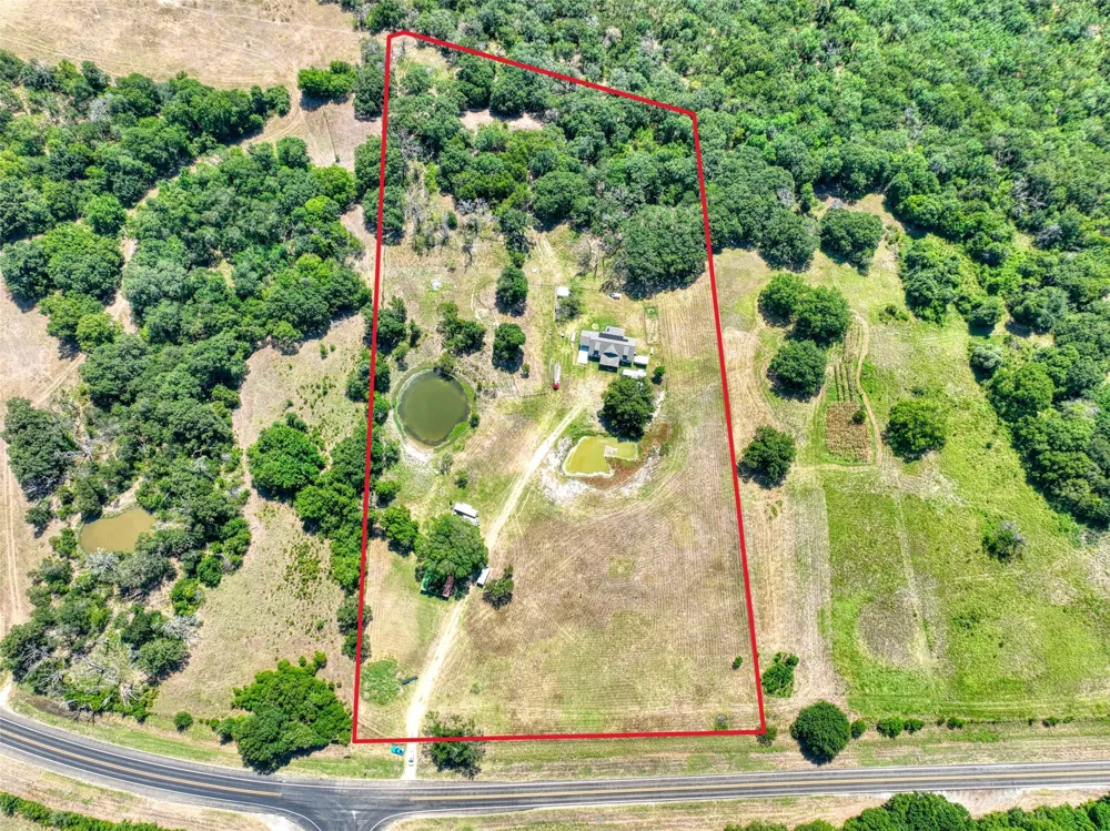 7196 Fm 1129 Chatfield, TX 75105