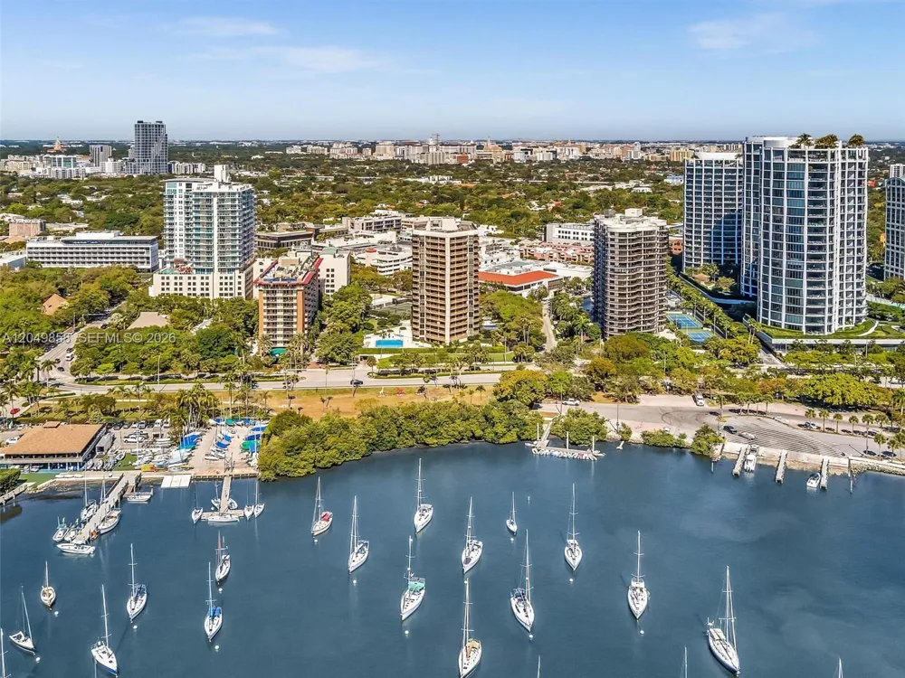 2901 S Bayshore Dr #1G Miami, FL 33133