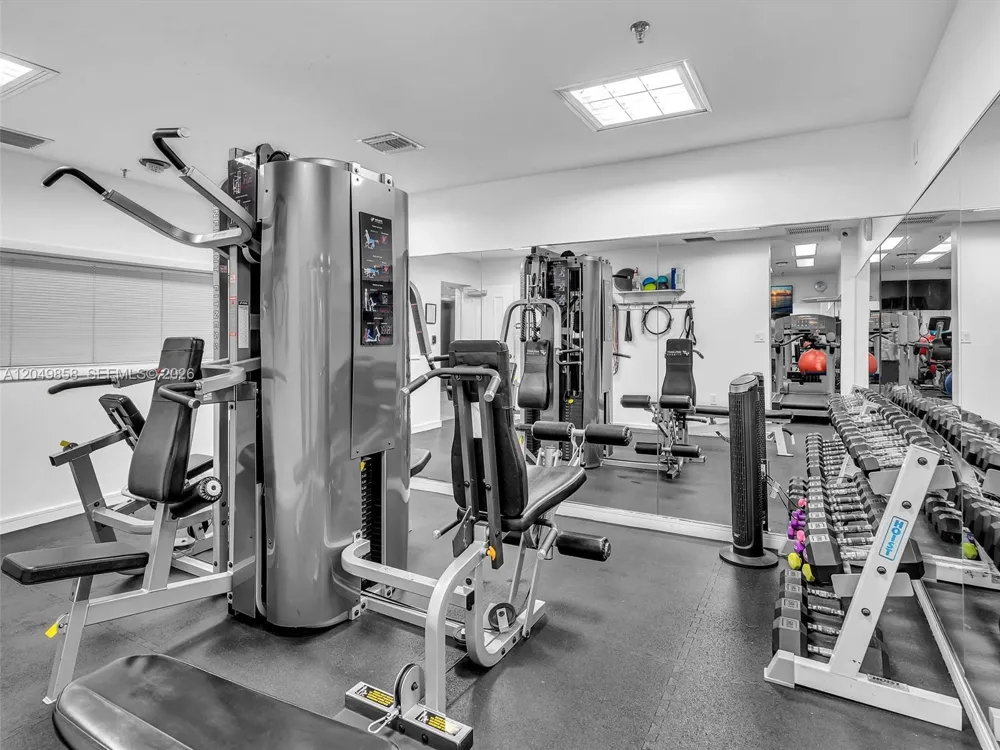 2901 S Bayshore Dr #1G Miami, FL 33133