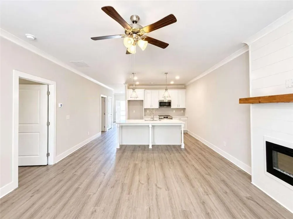28 Village Court Cleveland, GA 30528