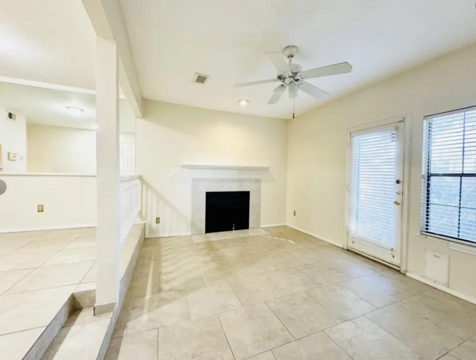 3635 Garden Brook Farmers Branch, TX 75234