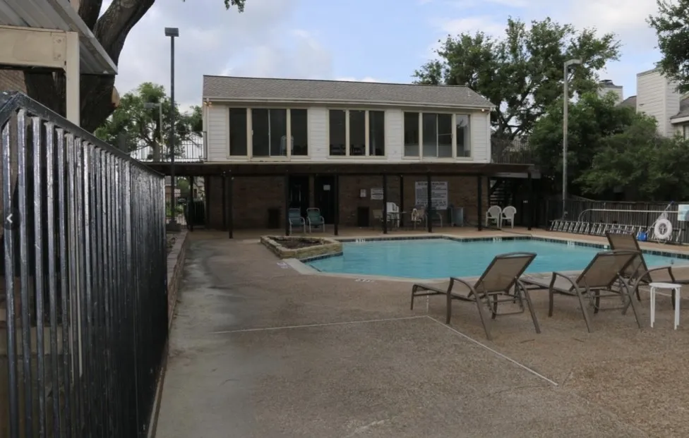 3635 Garden Brook Farmers Branch, TX 75234