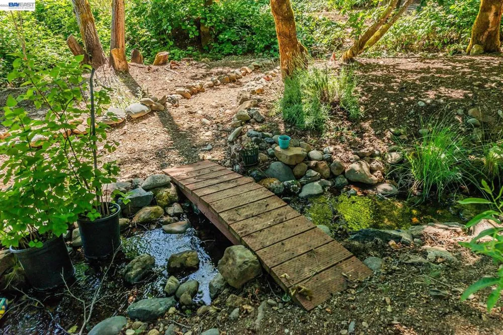 901 Dutch Creek Road Junction City, CA 96048