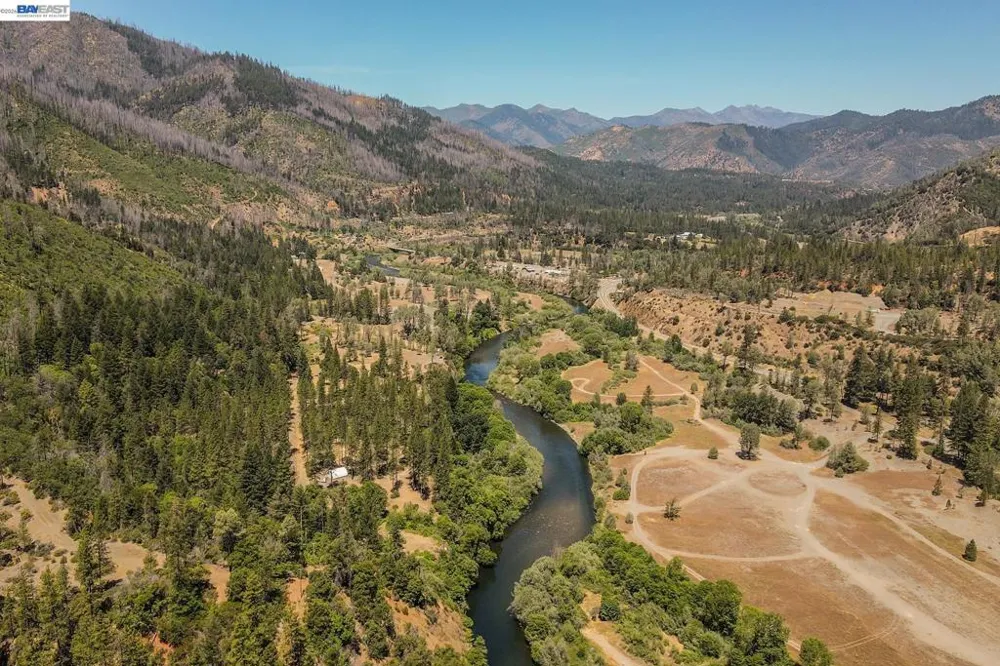 901 Dutch Creek Road Junction City, CA 96048