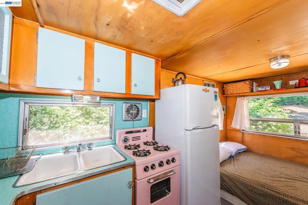 901 Dutch Creek Road Junction City, CA 96048