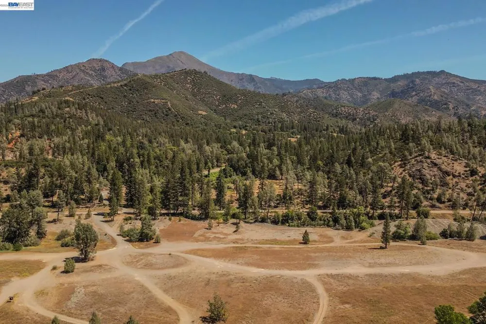 901 Dutch Creek Road Junction City, CA 96048