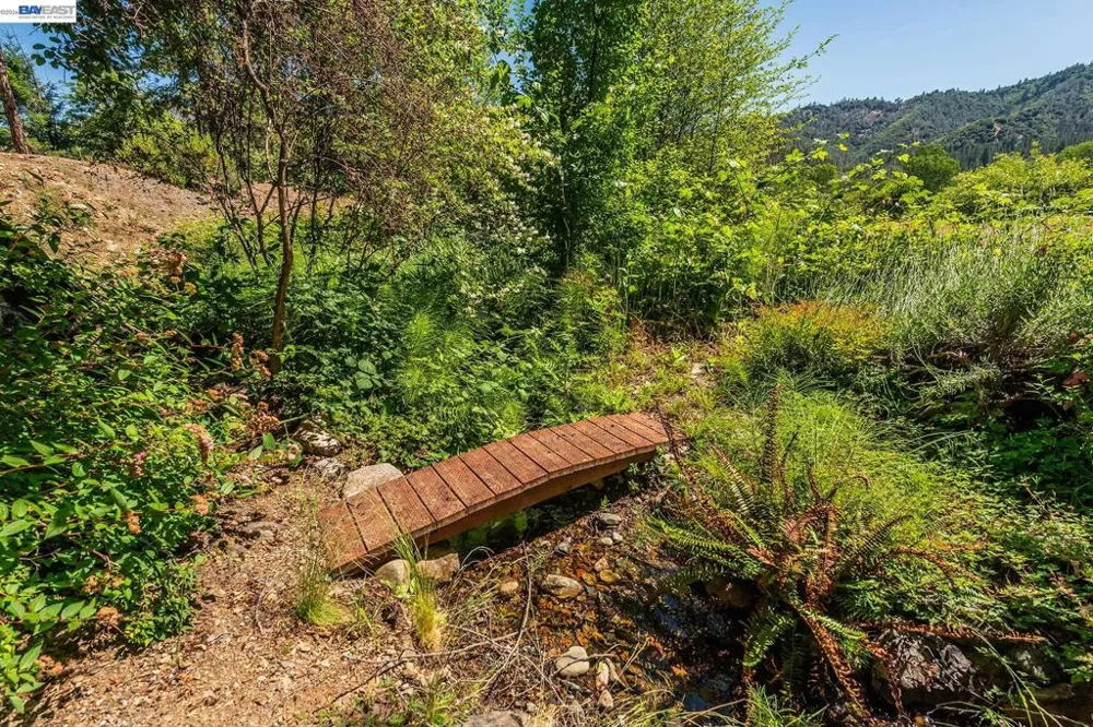 901 Dutch Creek Road Junction City, CA 96048