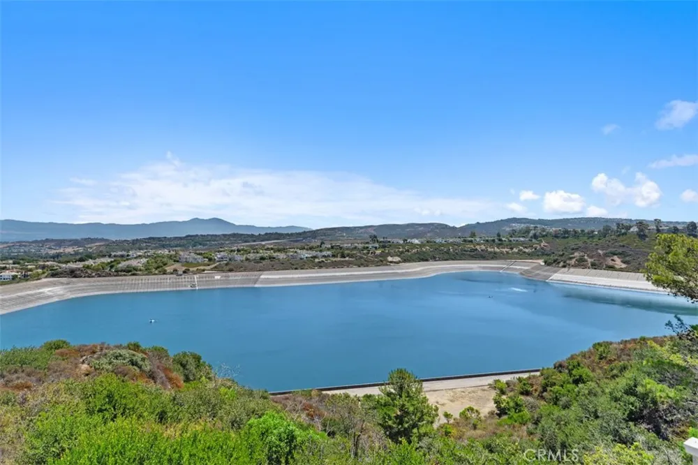 26 Coventry Newport Beach, CA 92660