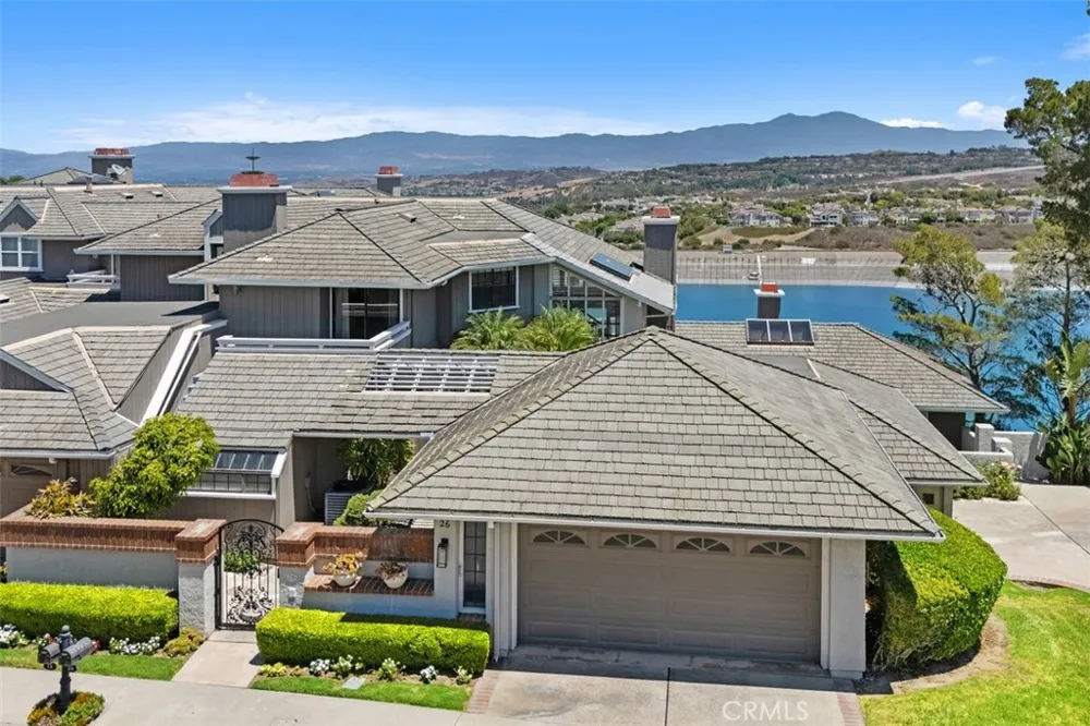 26 Coventry Newport Beach, CA 92660