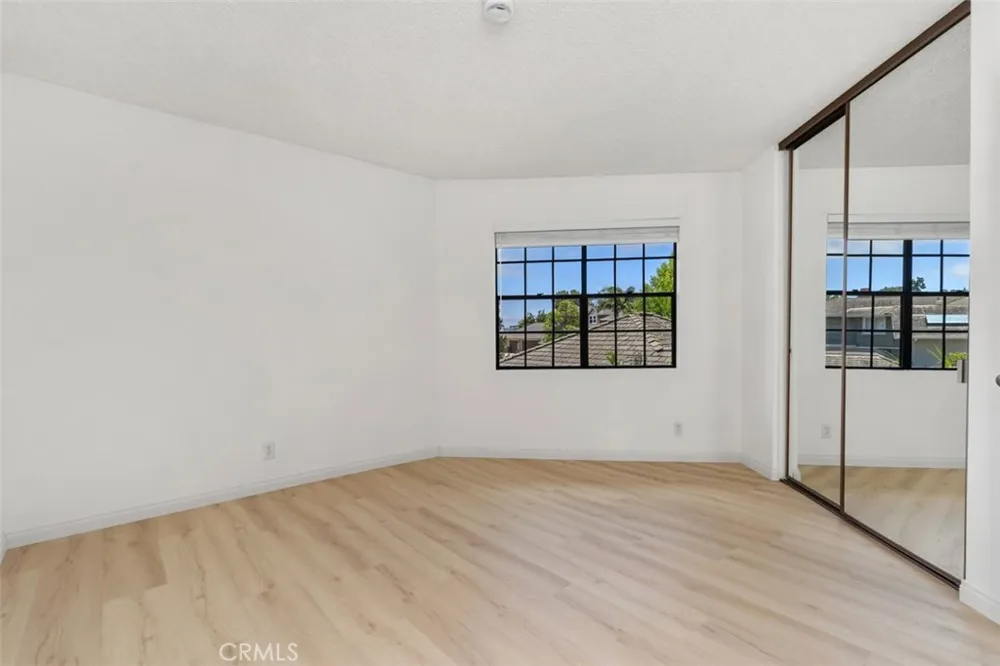 26 Coventry Newport Beach, CA 92660