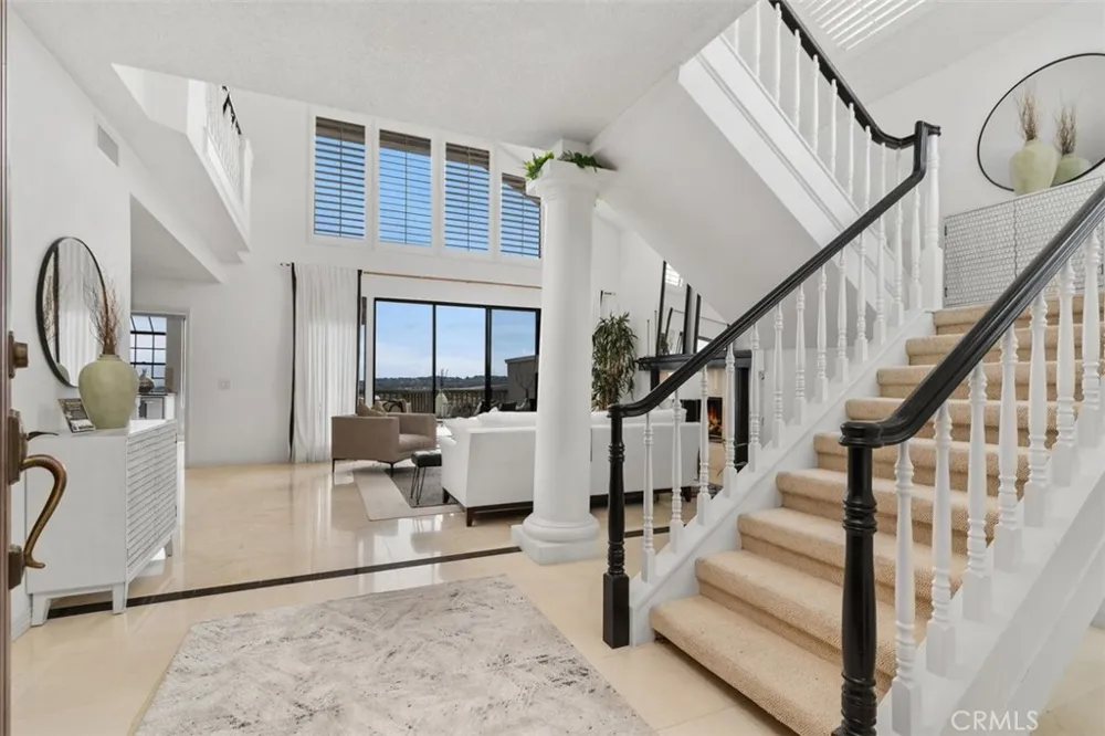 26 Coventry Newport Beach, CA 92660