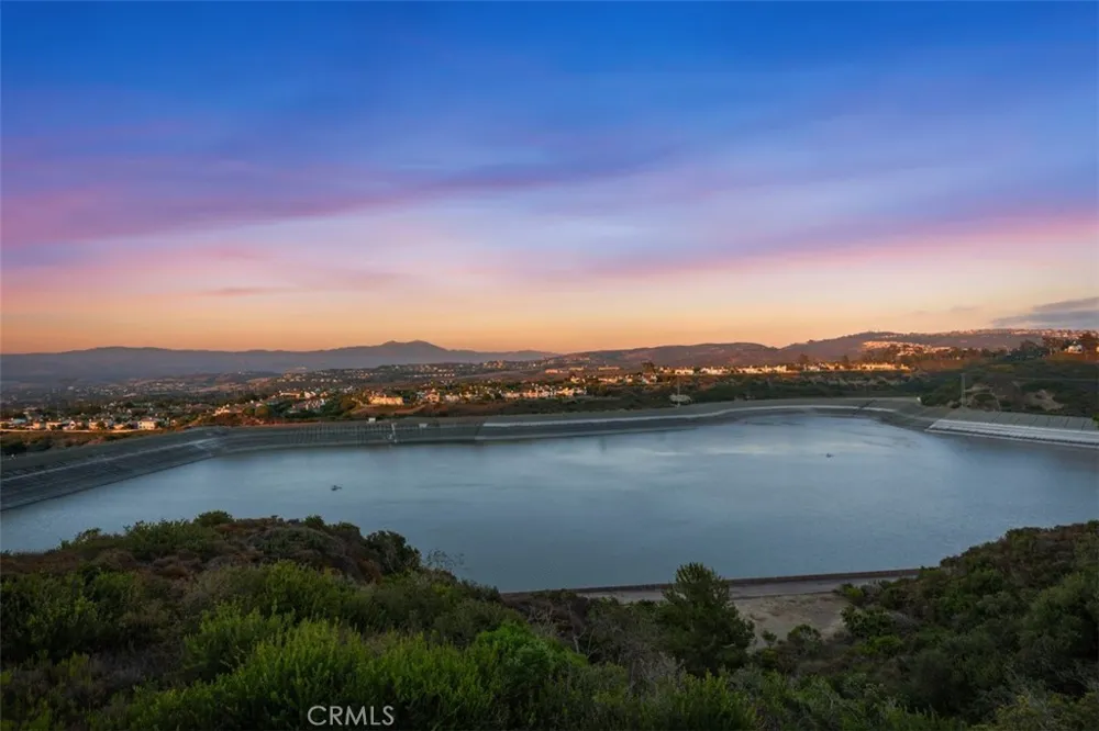 26 Coventry Newport Beach, CA 92660