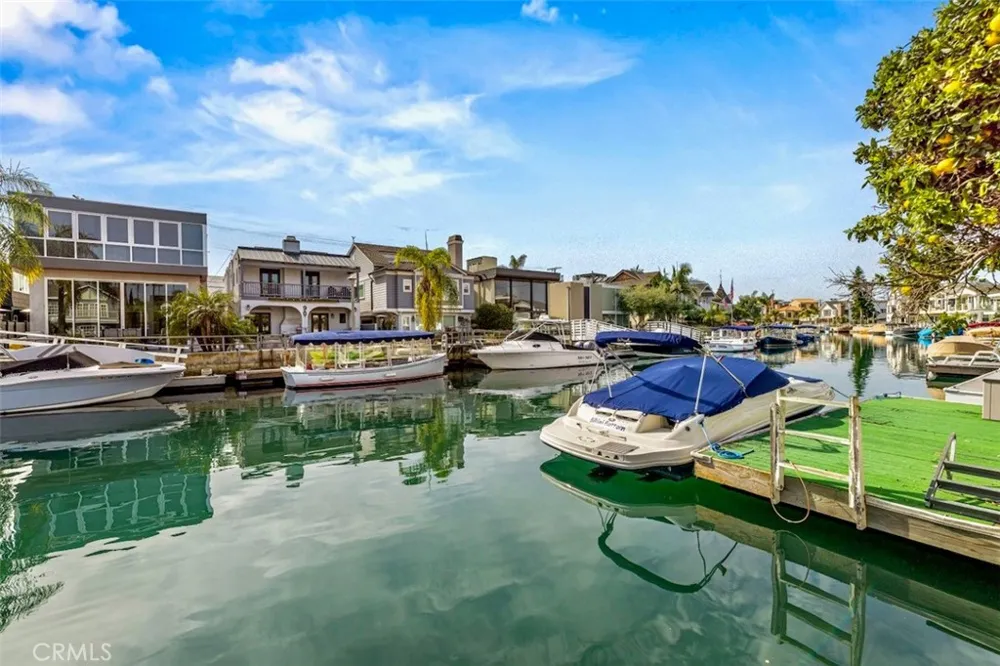 89 Rivo Alto Canal Long Beach, CA 90803