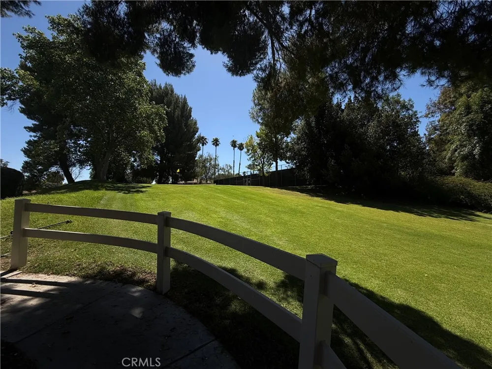 19946 Ave of the Oaks Newhall, CA 91321