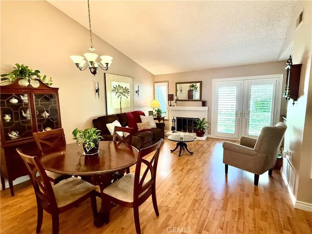 19946 Ave of the Oaks Newhall, CA 91321