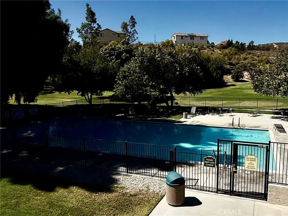 19946 Ave of the Oaks Newhall, CA 91321