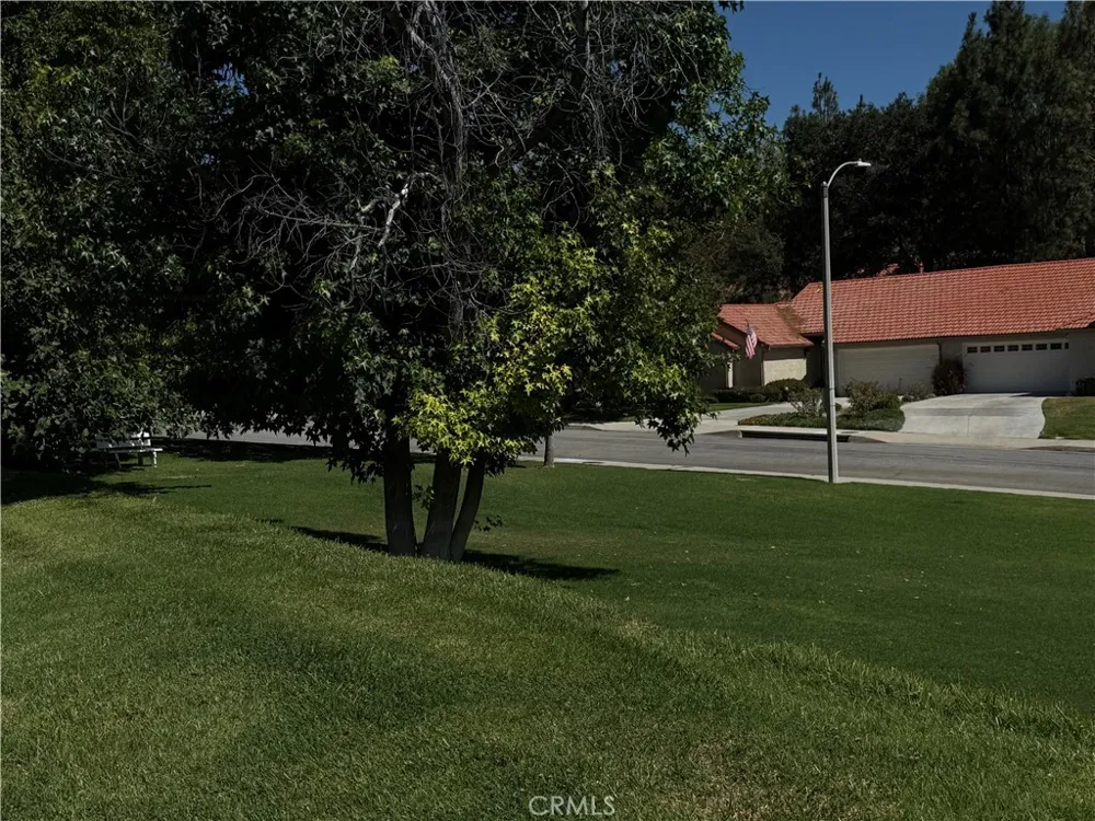 19946 Ave of the Oaks Newhall, CA 91321