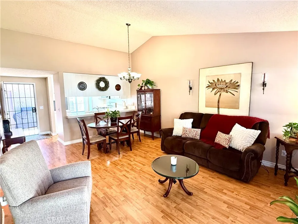 19946 Ave of the Oaks Newhall, CA 91321
