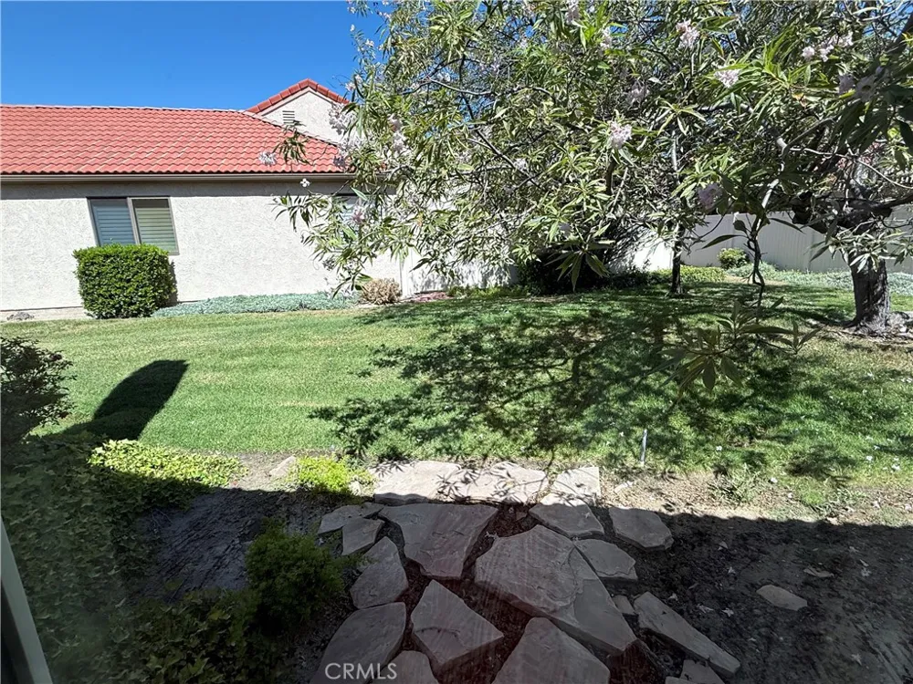 19946 Ave of the Oaks Newhall, CA 91321