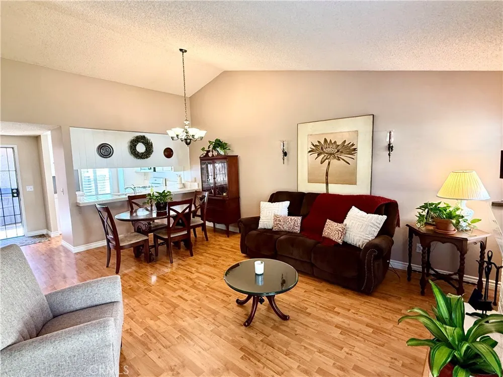 19946 Ave of the Oaks Newhall, CA 91321