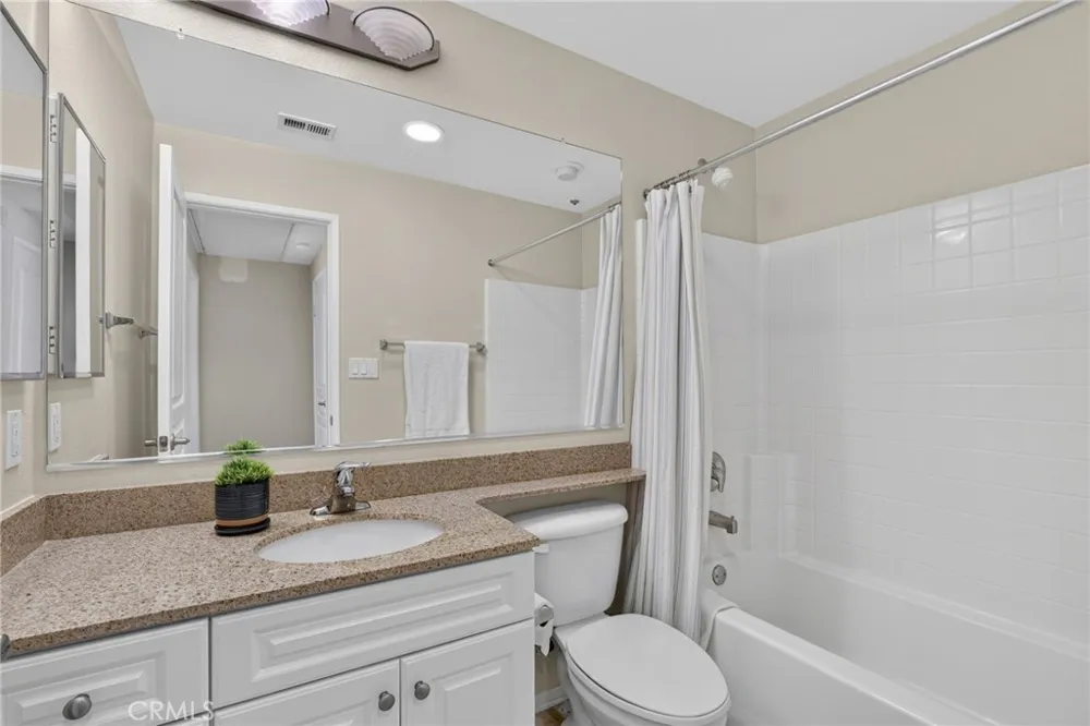 3273 Watermarke Place Irvine, CA 92612
