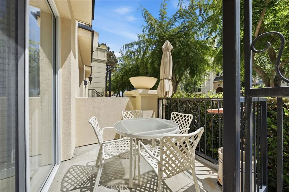 3273 Watermarke Place Irvine, CA 92612