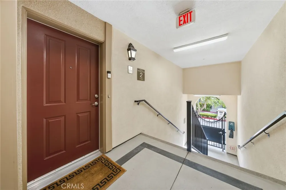 3273 Watermarke Place Irvine, CA 92612