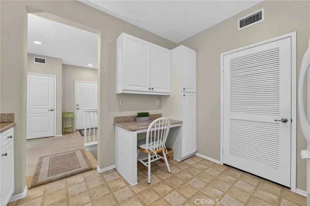 3273 Watermarke Place Irvine, CA 92612