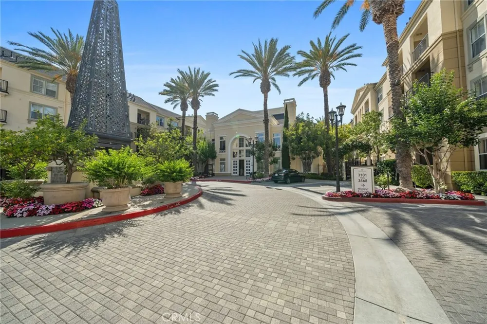 3273 Watermarke Place Irvine, CA 92612