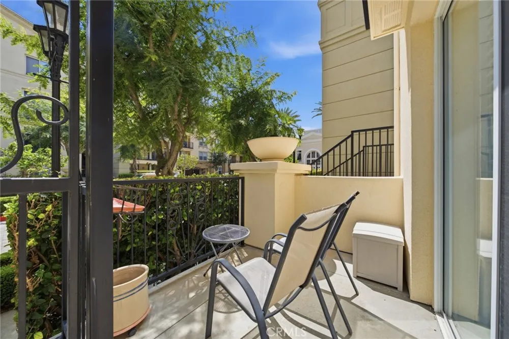3273 Watermarke Place Irvine, CA 92612