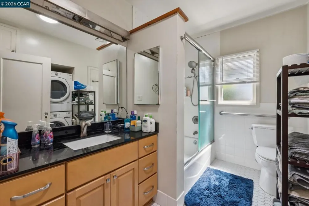 1242 Hopkins St. Berkeley, CA 94702