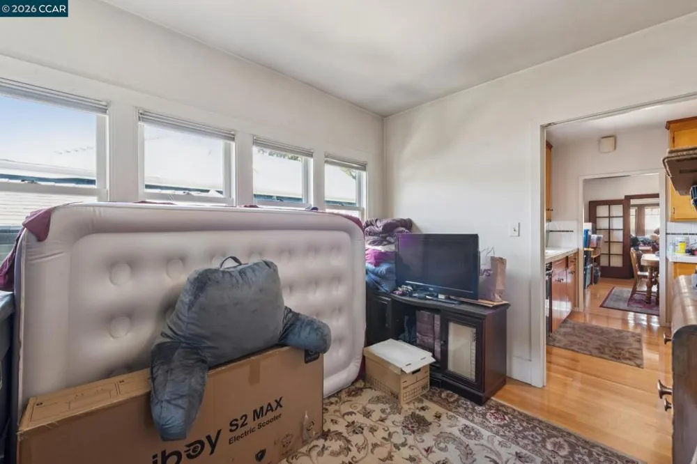 1242 Hopkins St. Berkeley, CA 94702