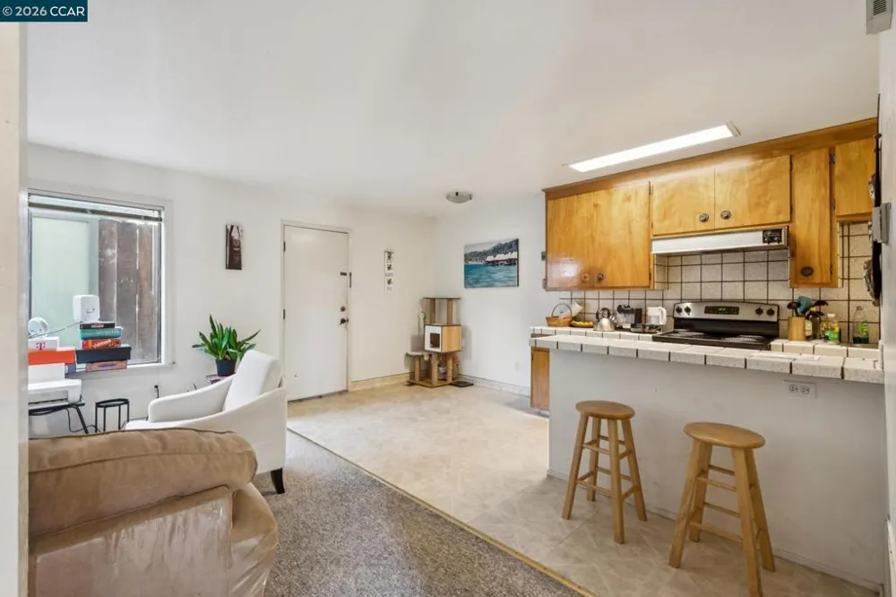 1242 Hopkins St. Berkeley, CA 94702