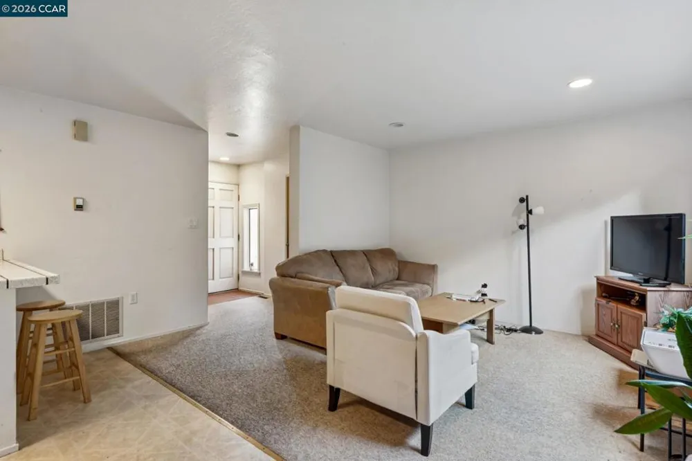 1242 Hopkins St. Berkeley, CA 94702
