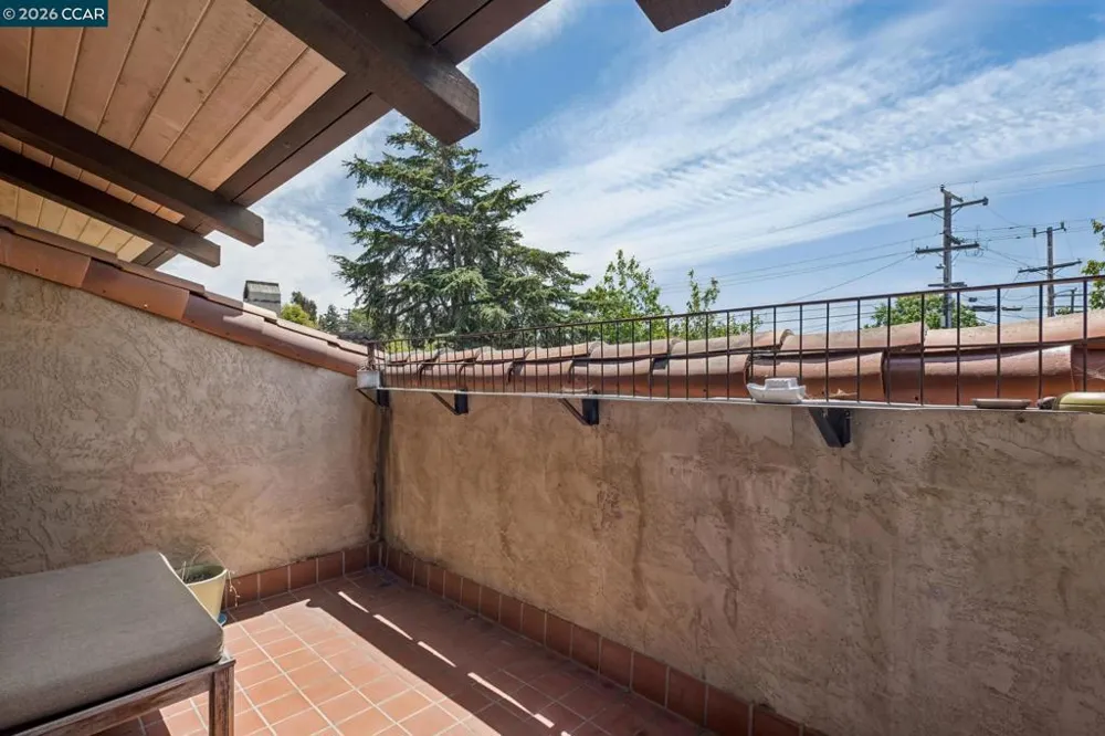 1242 Hopkins St. Berkeley, CA 94702