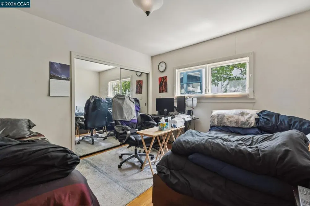 1242 Hopkins St. Berkeley, CA 94702