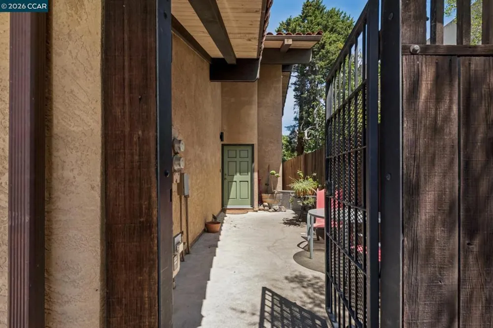 1242 Hopkins St. Berkeley, CA 94702
