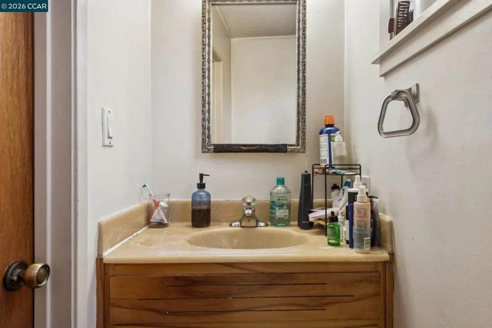 1242 Hopkins St. Berkeley, CA 94702