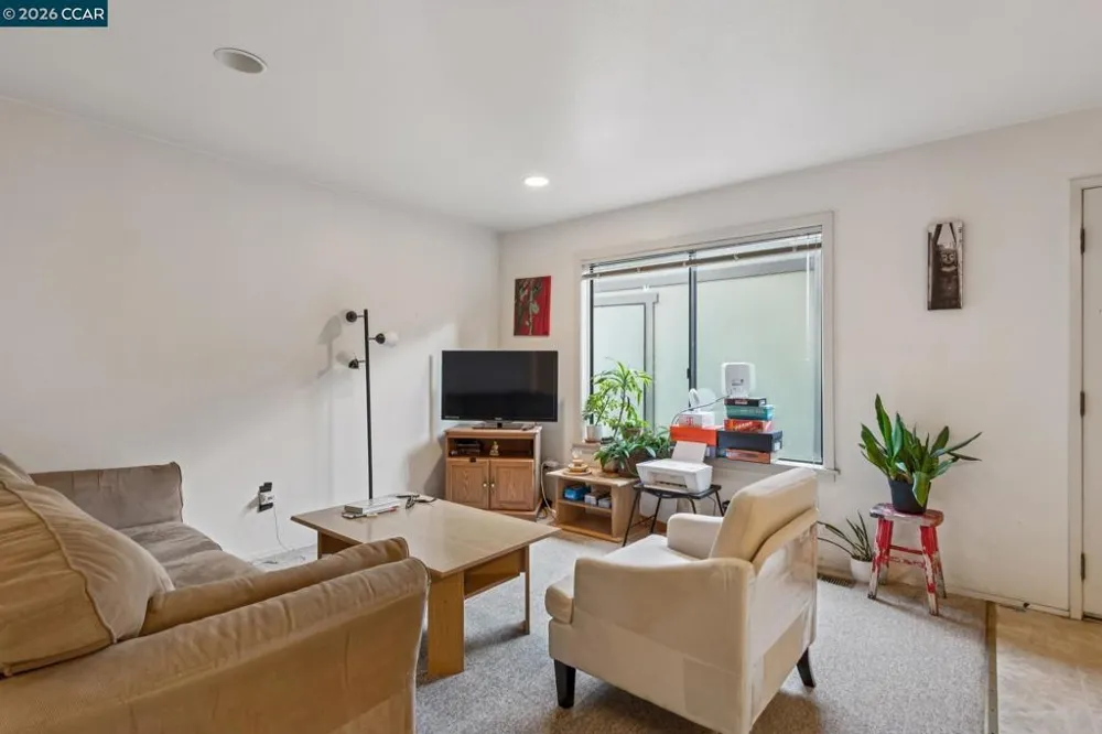 1242 Hopkins St. Berkeley, CA 94702