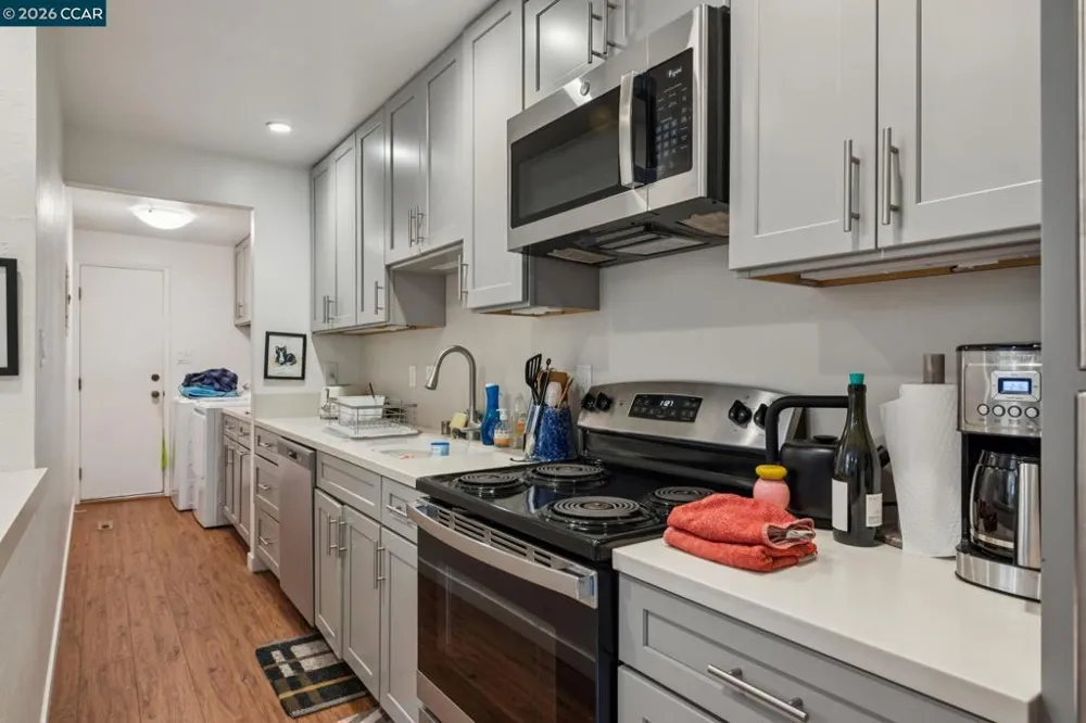 1242 Hopkins St. Berkeley, CA 94702