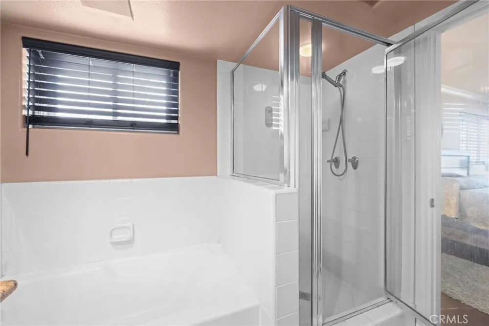 200 Pacific Coast #M-9 Huntington Beach, CA 92648