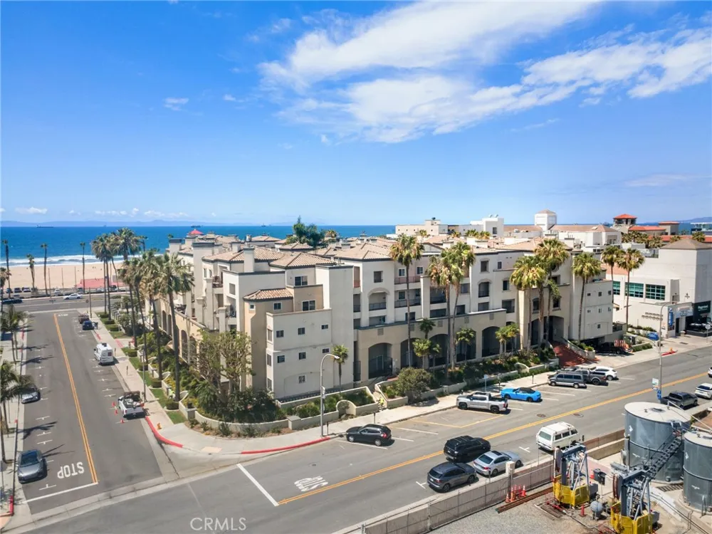 200 Pacific Coast #M-9 Huntington Beach, CA 92648