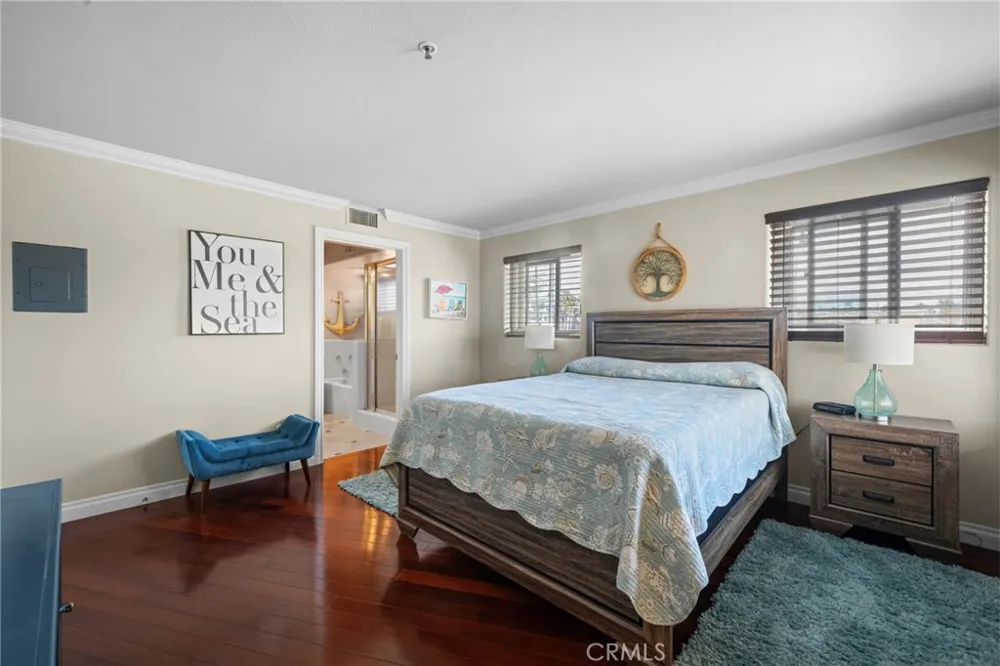 200 Pacific Coast #M-9 Huntington Beach, CA 92648