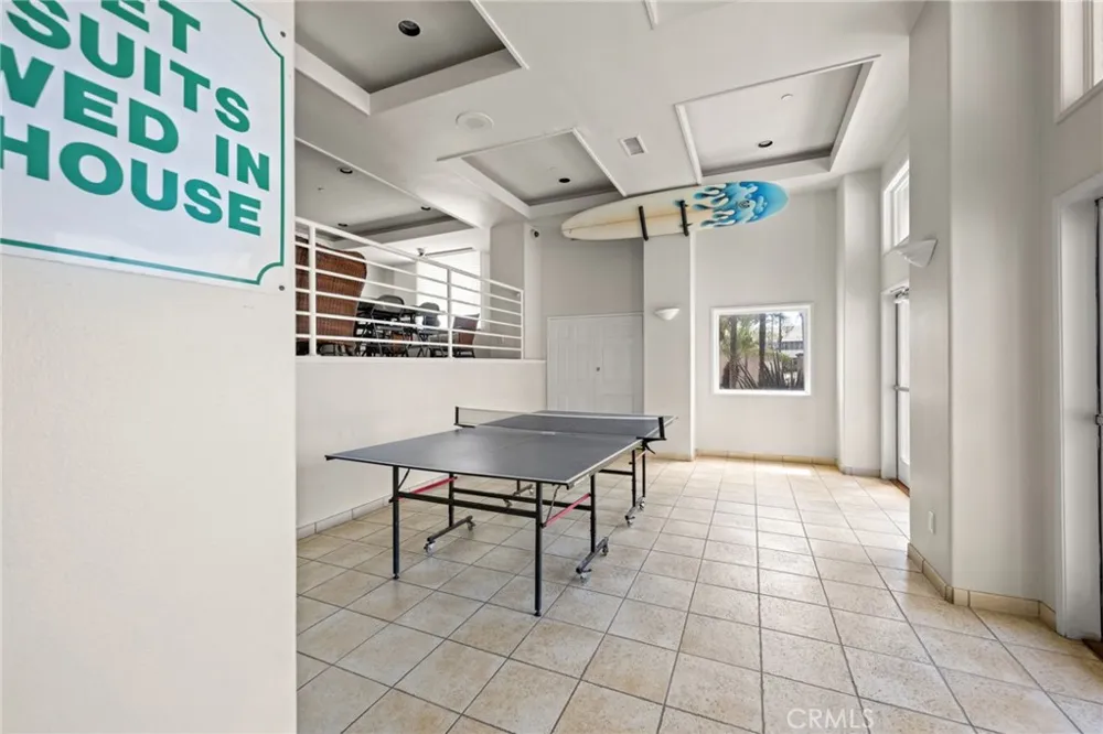 200 Pacific Coast #M-9 Huntington Beach, CA 92648