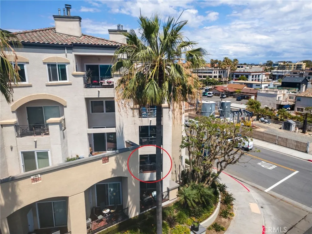 200 Pacific Coast #M-9 Huntington Beach, CA 92648