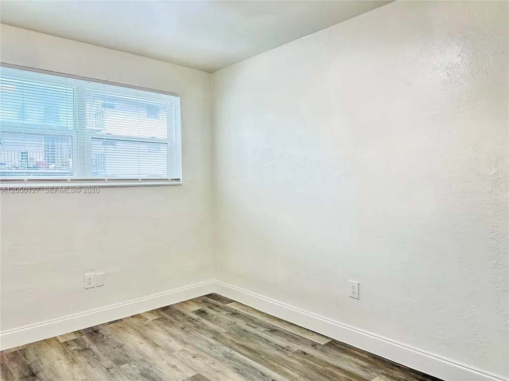 1545 NW 8th Ave #105 Miami, FL 33136